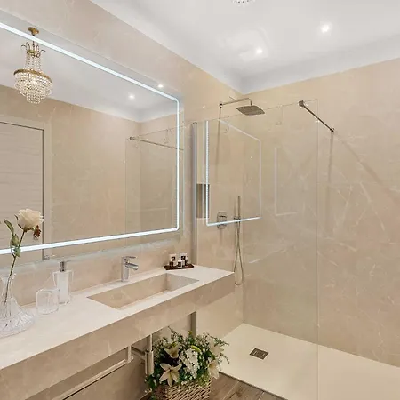 Pensionat Luxury Dreams 4*