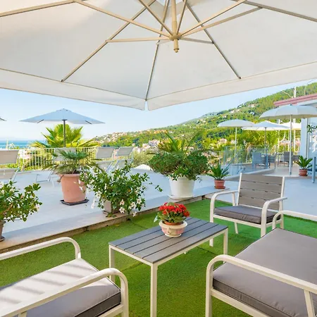 Pensionat Luxury Dreams 4*