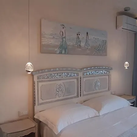 Luxury Dreams בית הארחה