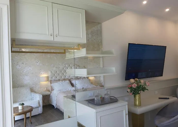 Luxury Dreams Πανσιόν Λα Σπέτσια