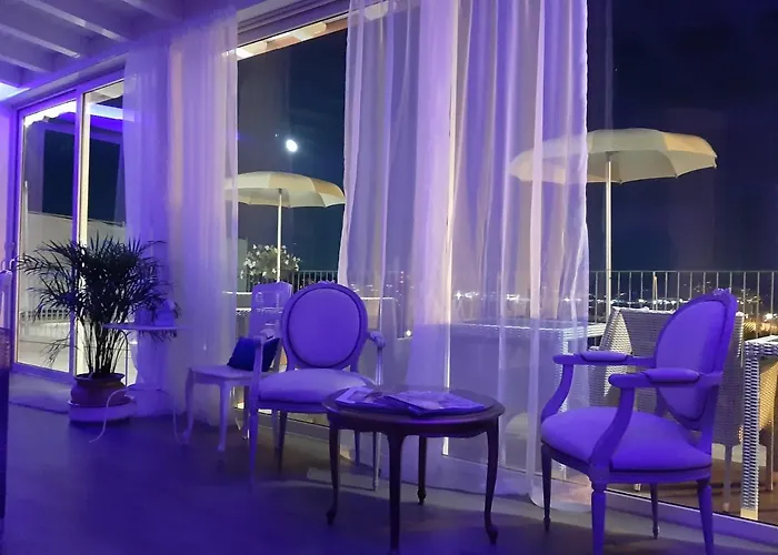Luxury Dreams Πανσιόν 4*